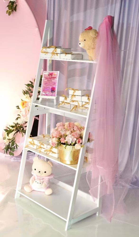 LeeU Bliss balloon garland